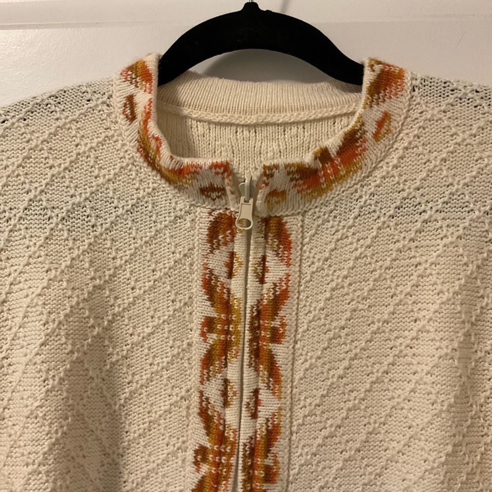 Cottage Core Style Sweater - Picture 3 of 6